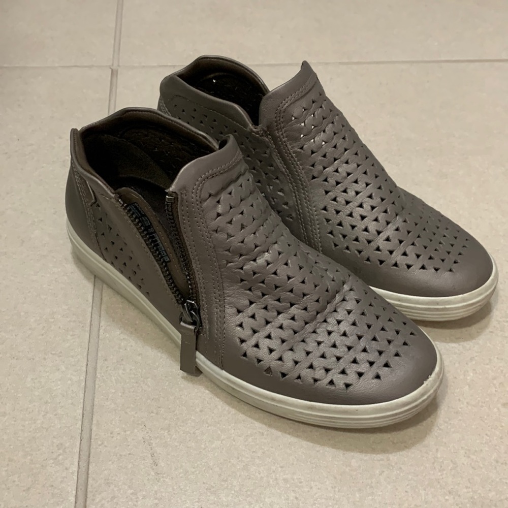 Ecco booties